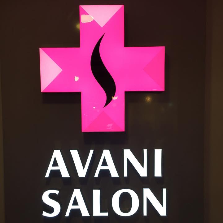 髮型屋: AVANI SALON